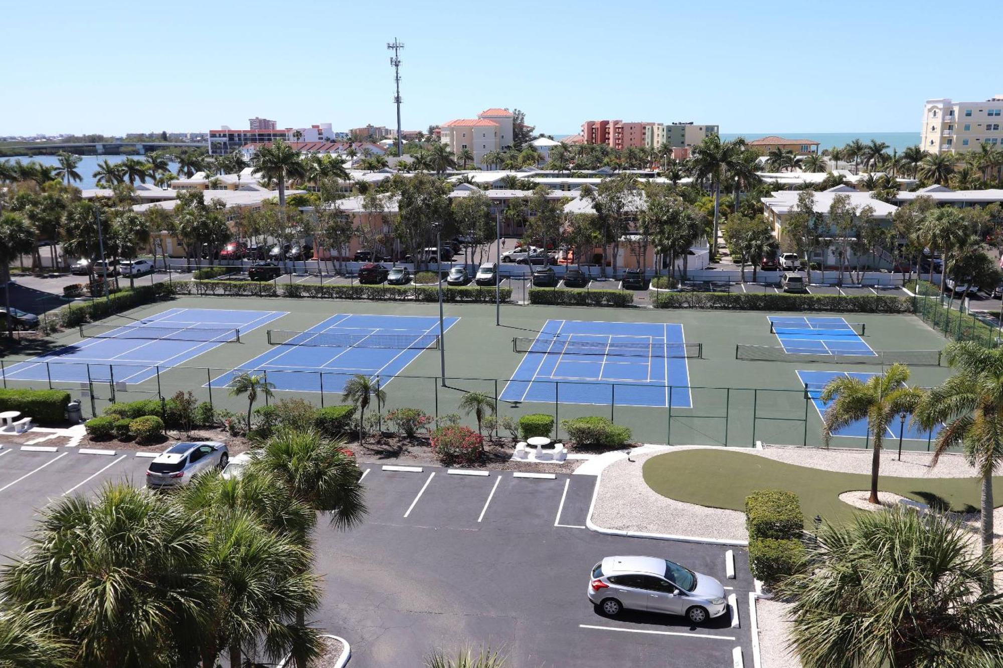 508 Bayshores Yacht & Tennis Club เคลียร์วอเตอร์บีช ภายนอก รูปภาพ
